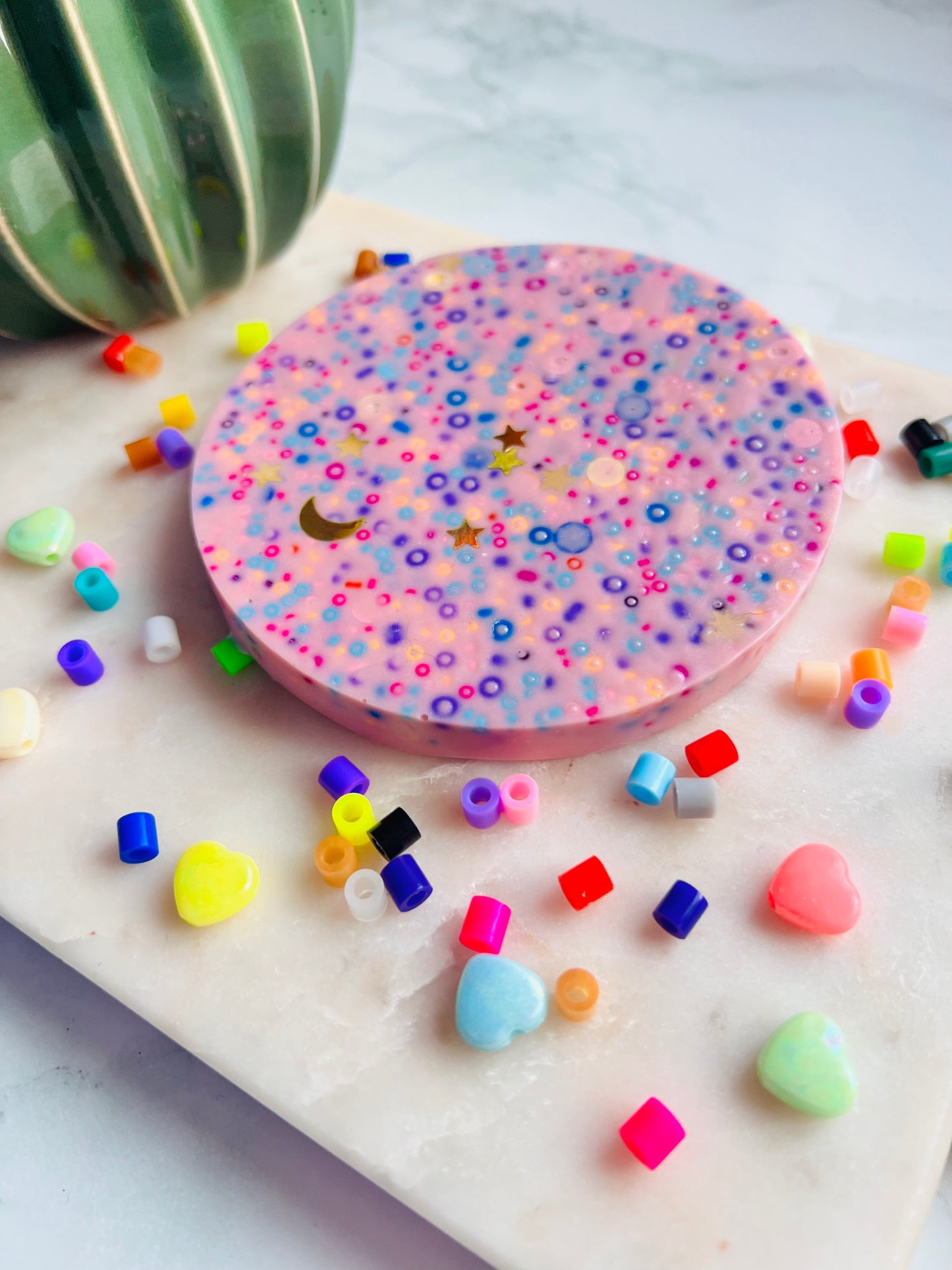 REMELTABLE 'CONFETTI' picky pad | Reusable | Easter | Circle (10cm)| Latex Free| Neurodiverse Distracting Nail Skin Picking Stress