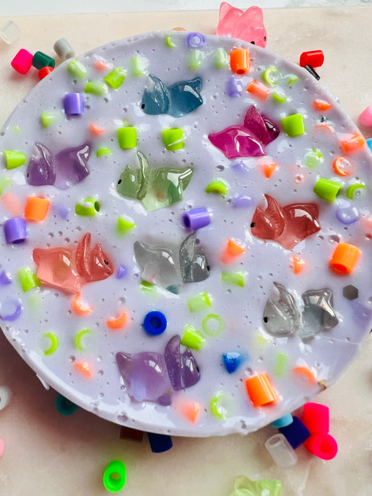 REMELTABLE 'GLOW IN THE DARK DINOSAURS' picky pad | Reusable | Easter | Circle (10cm)| Latex Free| Neurodiverse Distracting Nail Skin Picking Stress