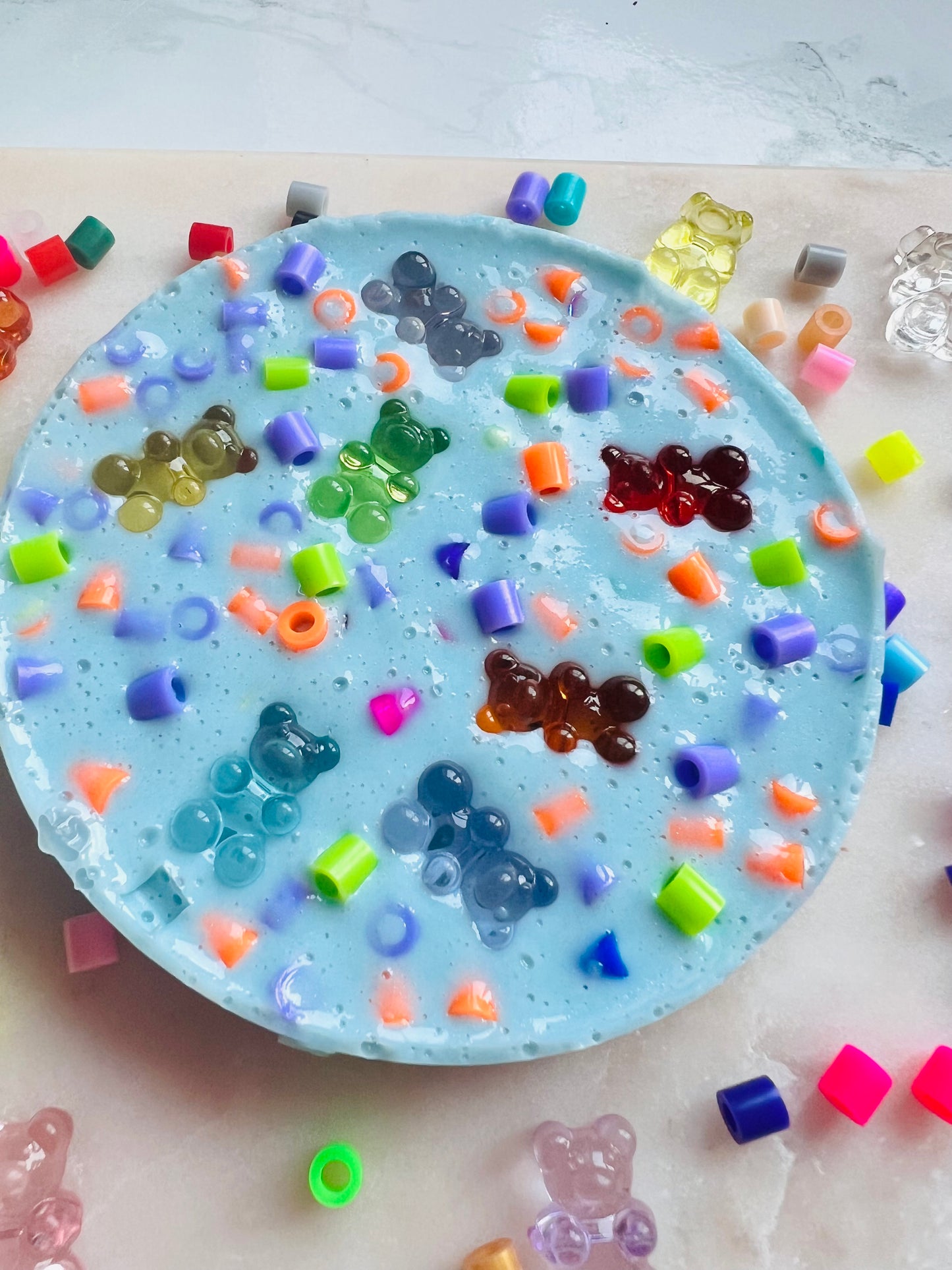 REMELTABLE 'GUMMY BEAR' picky pad | Reusable | Easter | Circle (10cm)| Latex Free| Neurodiverse Distracting Nail Skin Picking Stress