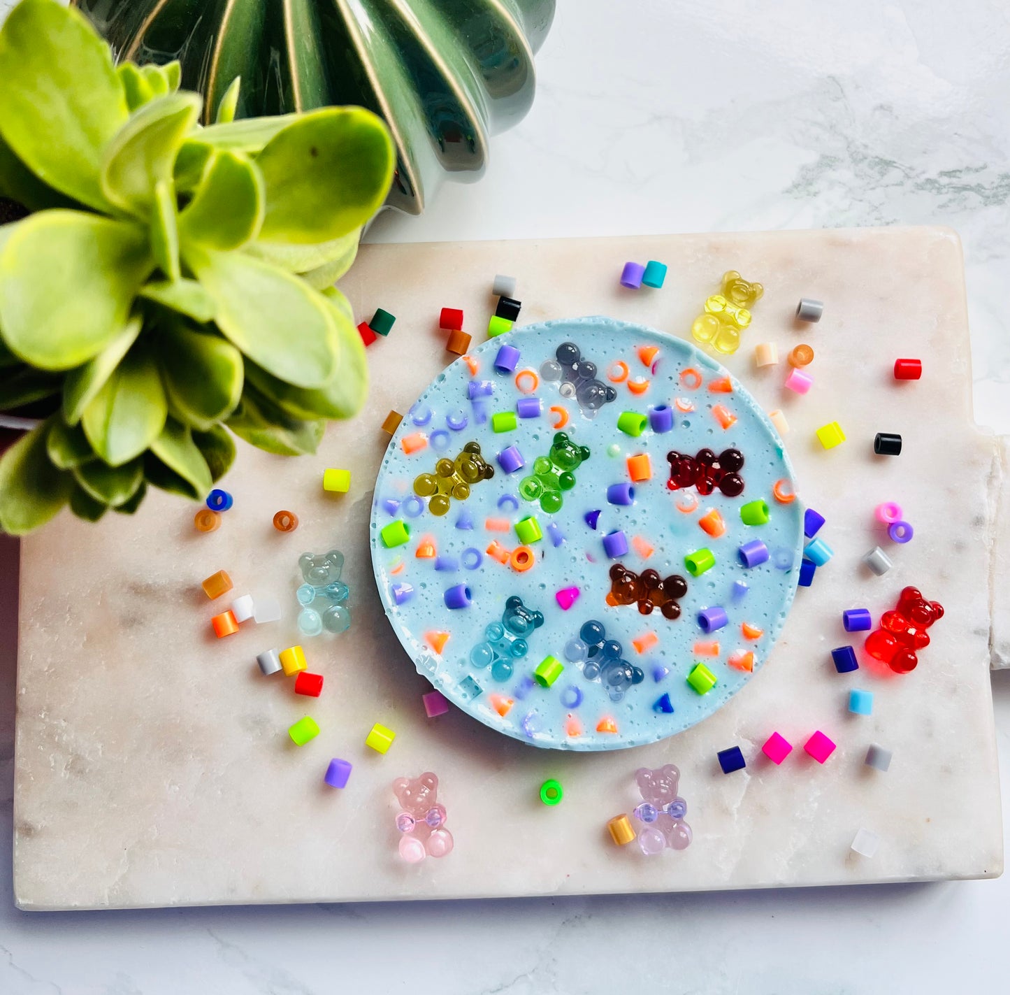 REMELTABLE 'GUMMY BEAR' picky pad | Reusable | Easter | Circle (10cm)| Latex Free| Neurodiverse Distracting Nail Skin Picking Stress