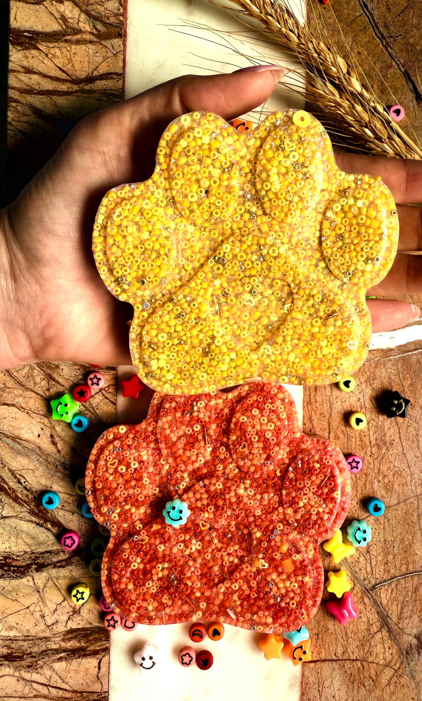 LARGE Paw Picky Pad (10x10.5cm) | 9 Colours | Gift | Latex FREE | Neurodiverse Stimming | Nail Skin Hair Picking Distraction | Fidget