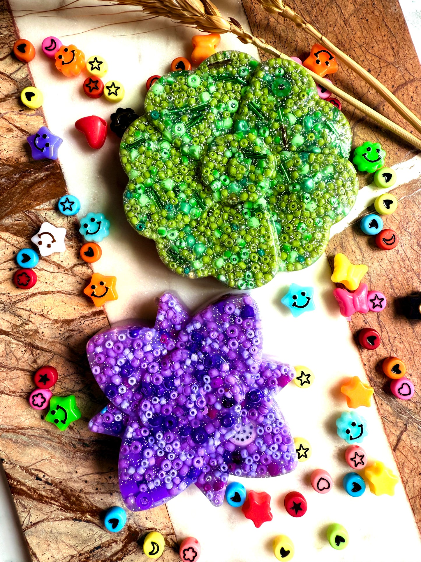 FLOWER Picky Pad | Easter | GIFT | 8 Colours | Latex Free | Neurodiverse Stimming | Nail Skin Hair Picking Distraction | Fidget Aid uk