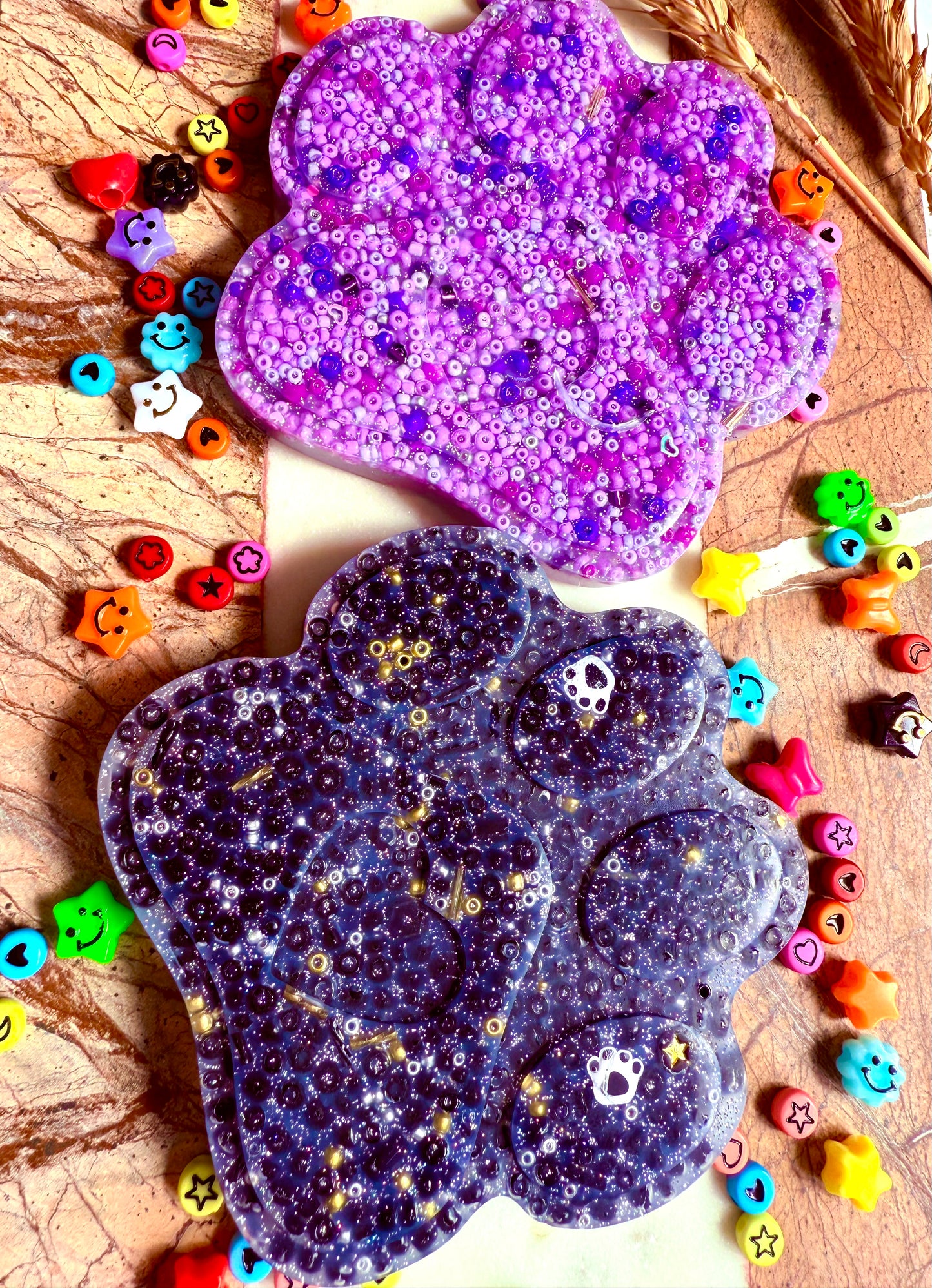 LARGE Paw Picky Pad (10x10.5cm) | 9 Colours | Gift | Latex FREE | Neurodiverse Stimming | Nail Skin Hair Picking Distraction | Fidget