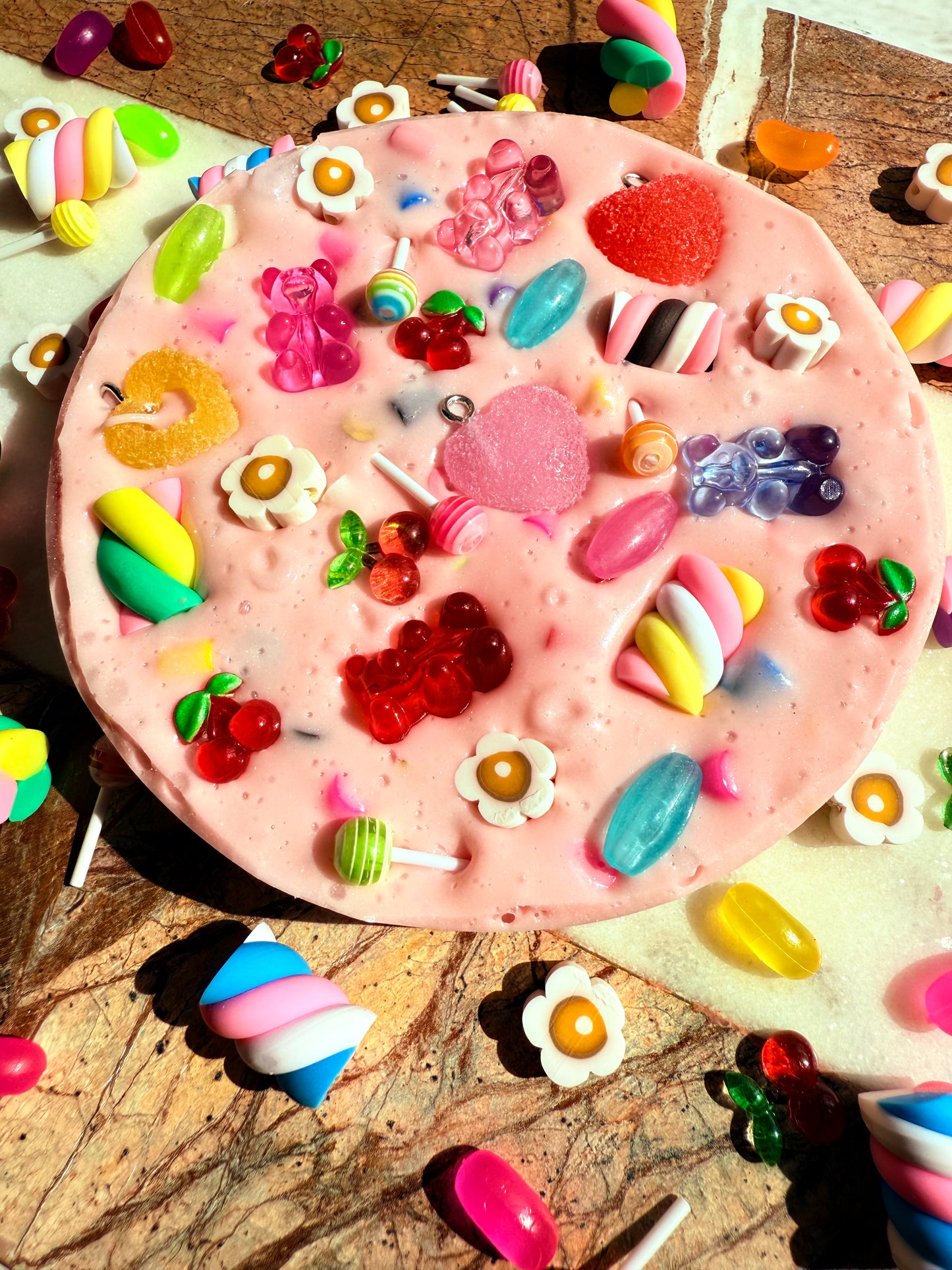 REMELTABLE 'PICK N MIX' picky pad | Reusable | Easter | Circle (10cm)| Latex Free| Neurodiverse  Distracting Nail Skin Picking Stress