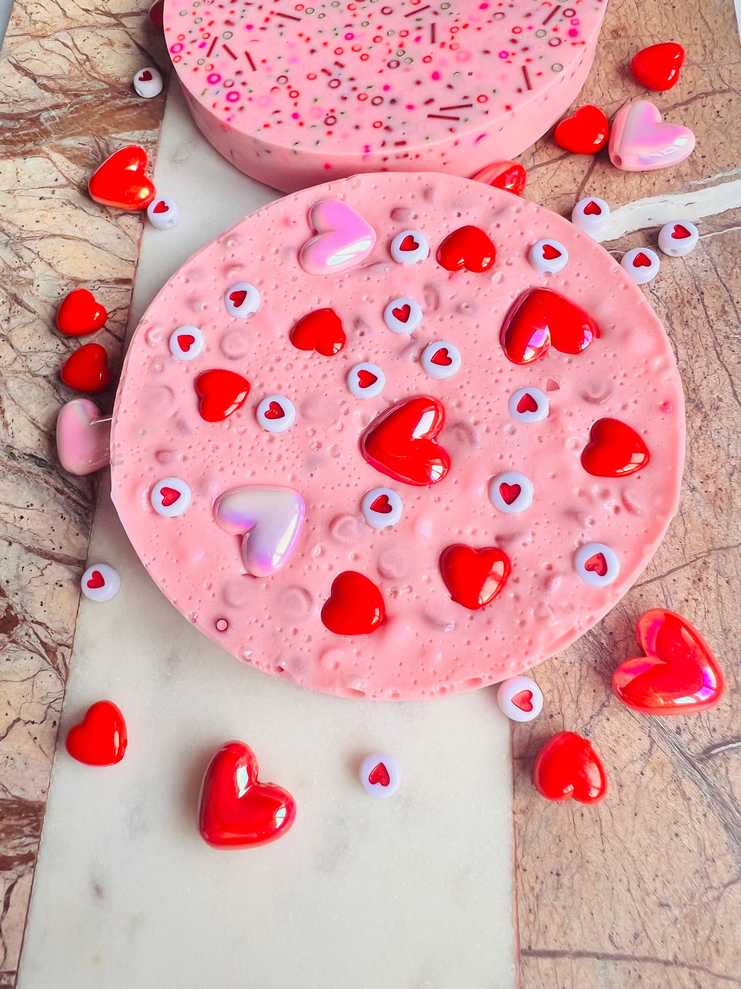 REMELTABLE 'LOVE POTION' picky pad | Reusable | Easter | Circle (10cm)| Latex Free| Neurodiverse  Distracting Nail Skin Picking Stress