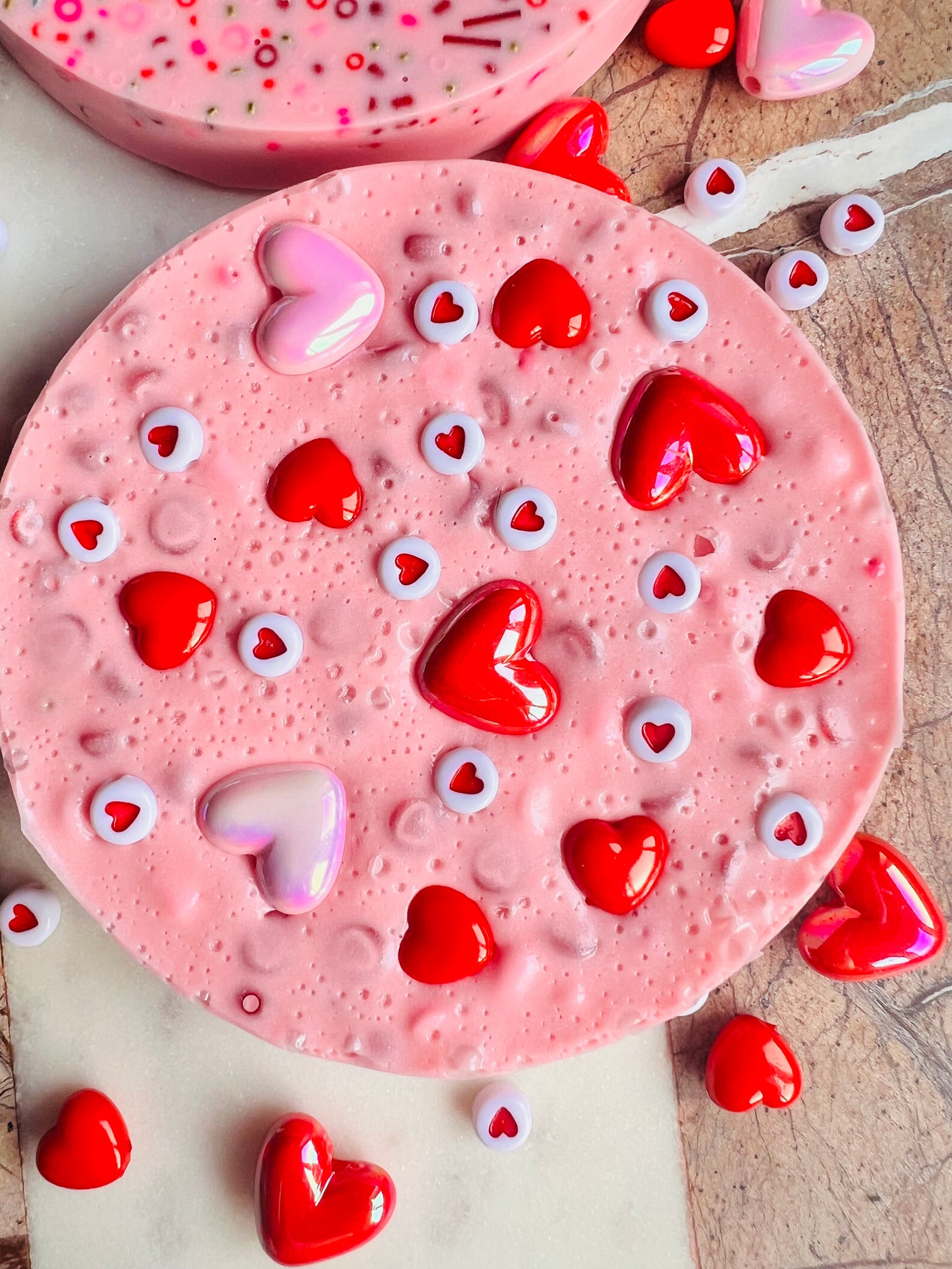 REMELTABLE 'LOVE POTION' picky pad | Reusable | Easter | Circle (10cm)| Latex Free| Neurodiverse  Distracting Nail Skin Picking Stress