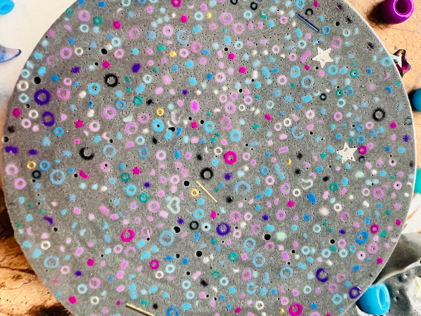 REMELTABLE 'SPACE' picky pad | Reusable | Easter | Circle (10cm)| Latex Free| Neurodiverse  Distracting Nail Skin Picking Stress