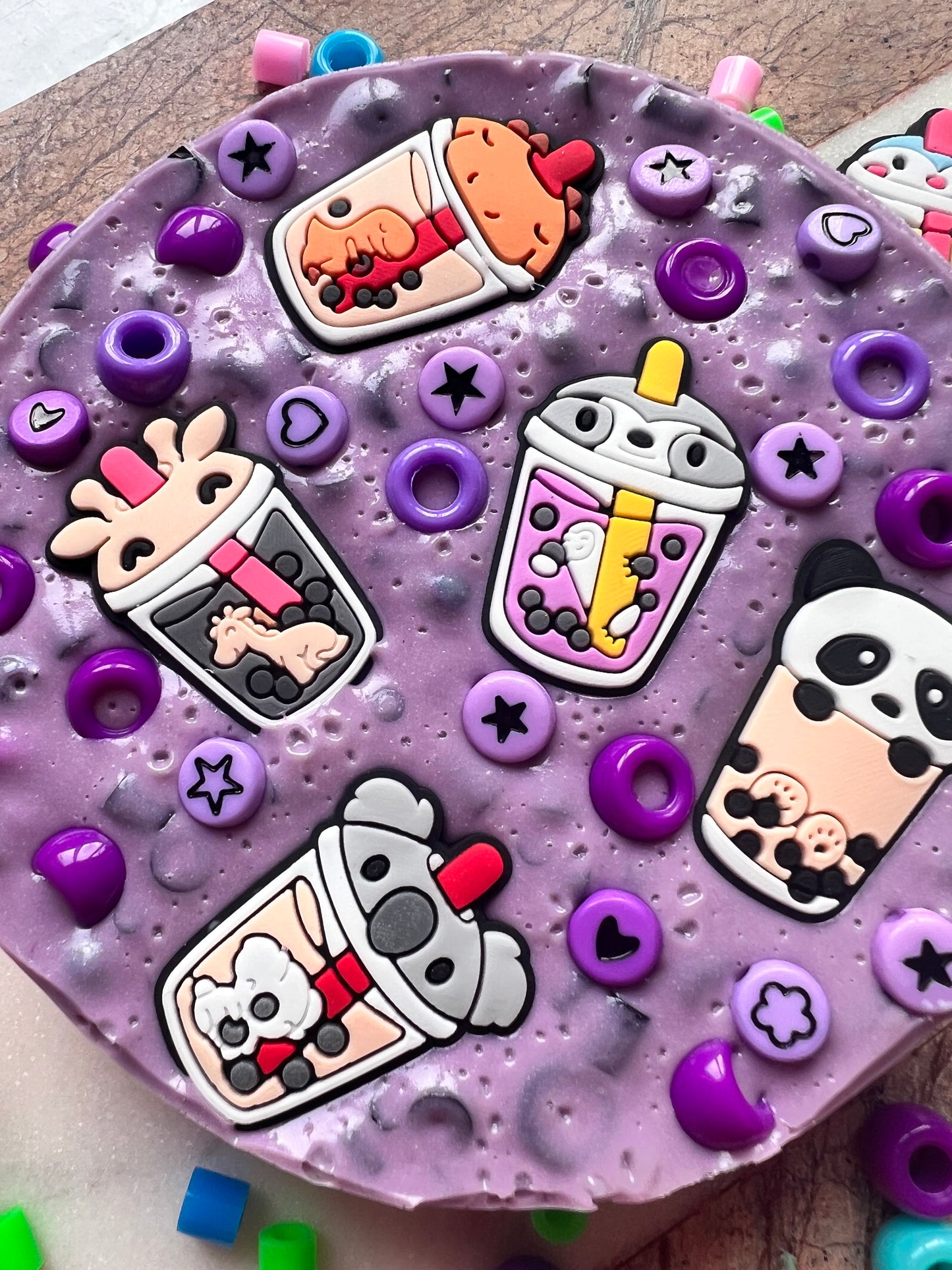 REMELTABLE 'BUBBLE TEA' picky pad | Reusable | Easter | Circle (10cm)| Latex Free| Neurodiverse  Distracting Nail Skin Picking Stress