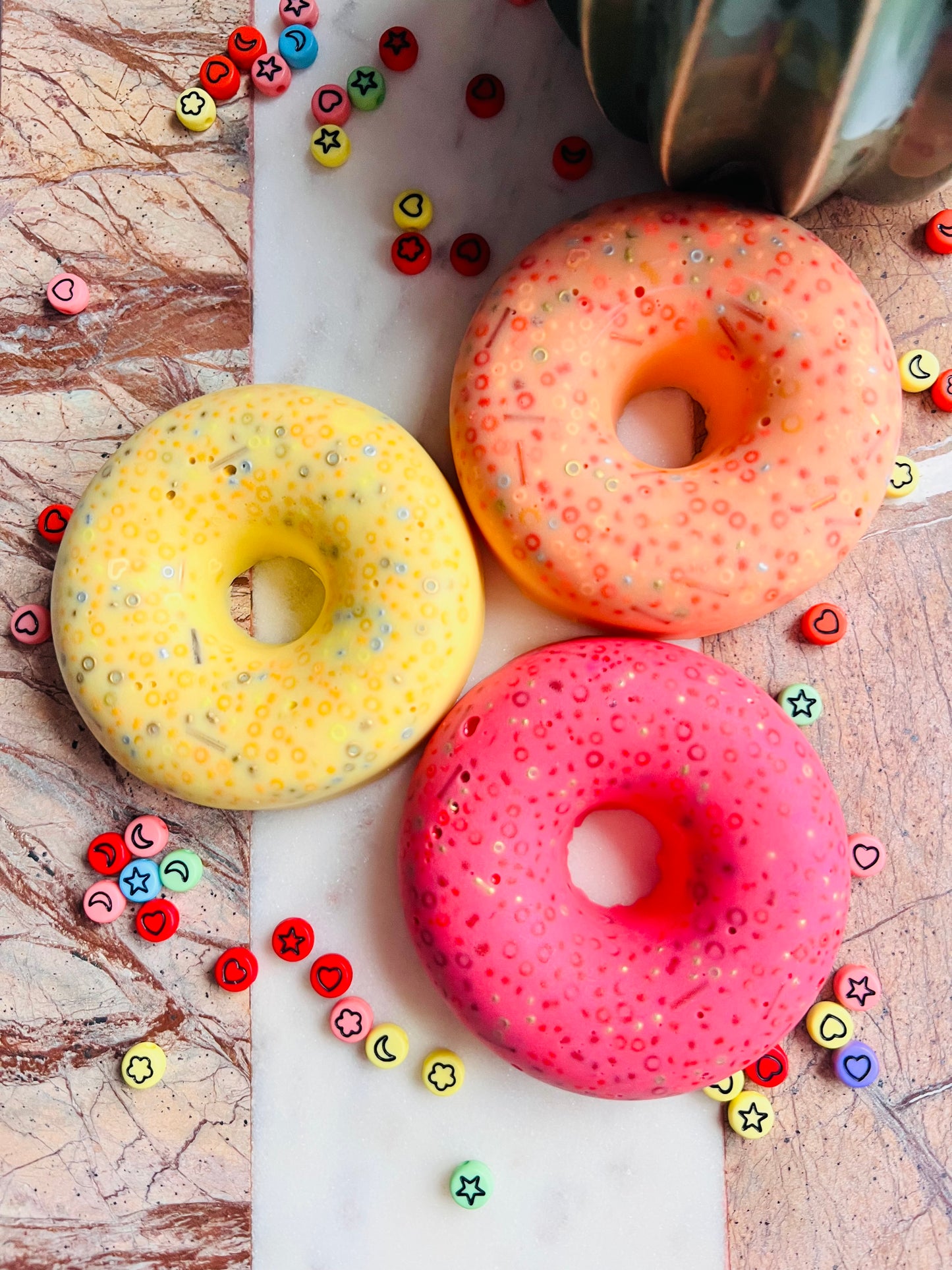 REMELTABLE 'DOUGHNUT' picky pad | Reusable | 9 Colour options |Easter | Latex Free| Neurodiverse  Distracting Nail Skin Picking Stress