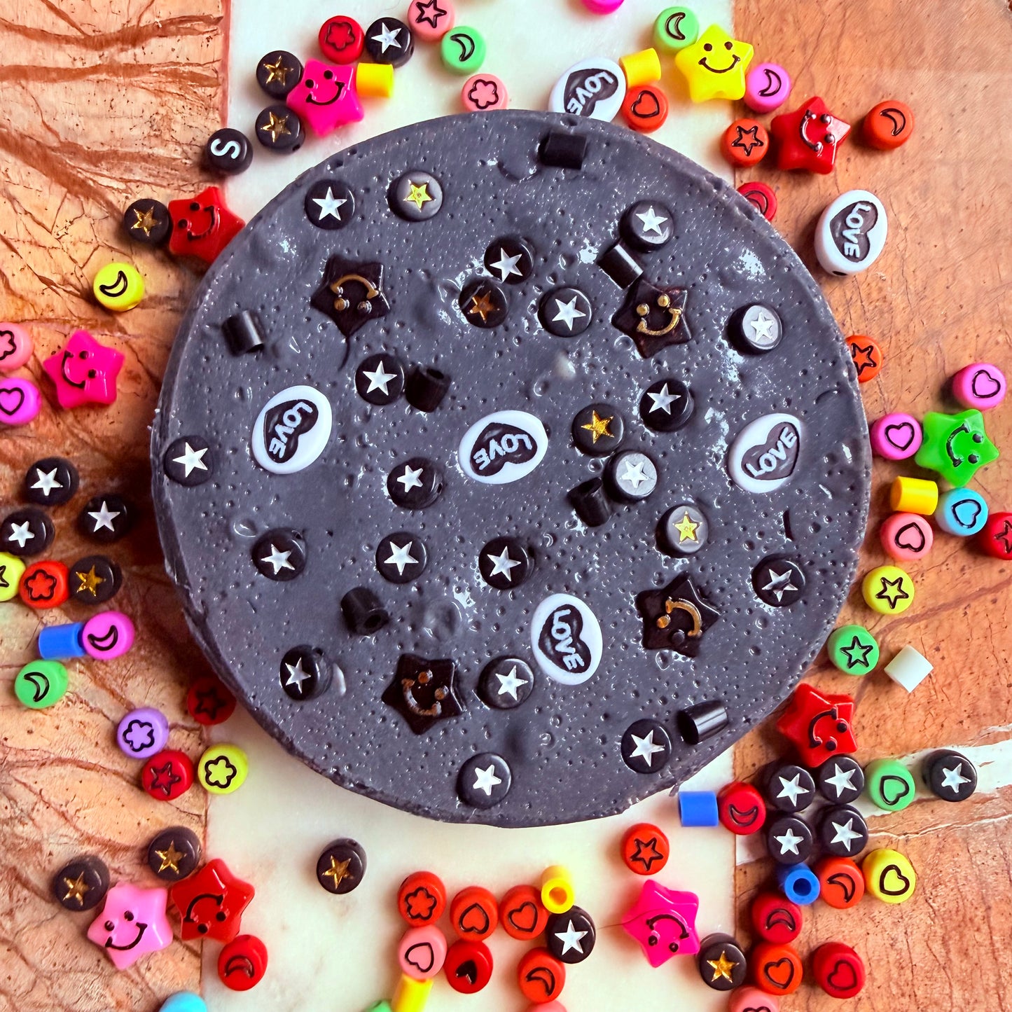 Remeltable-circle-picky-pad-reusable-sensory-fidget-toy