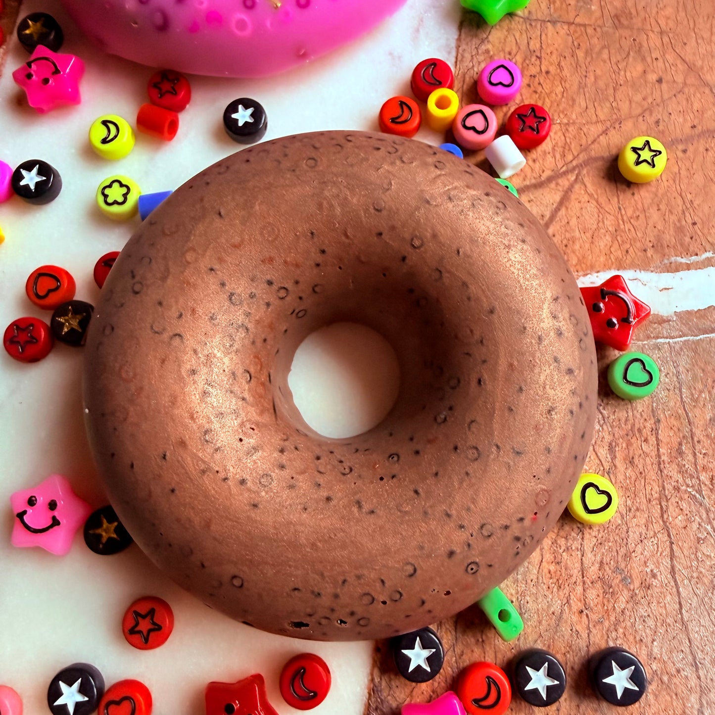 Remeltable doughnut picky pad sensory fidget toy 