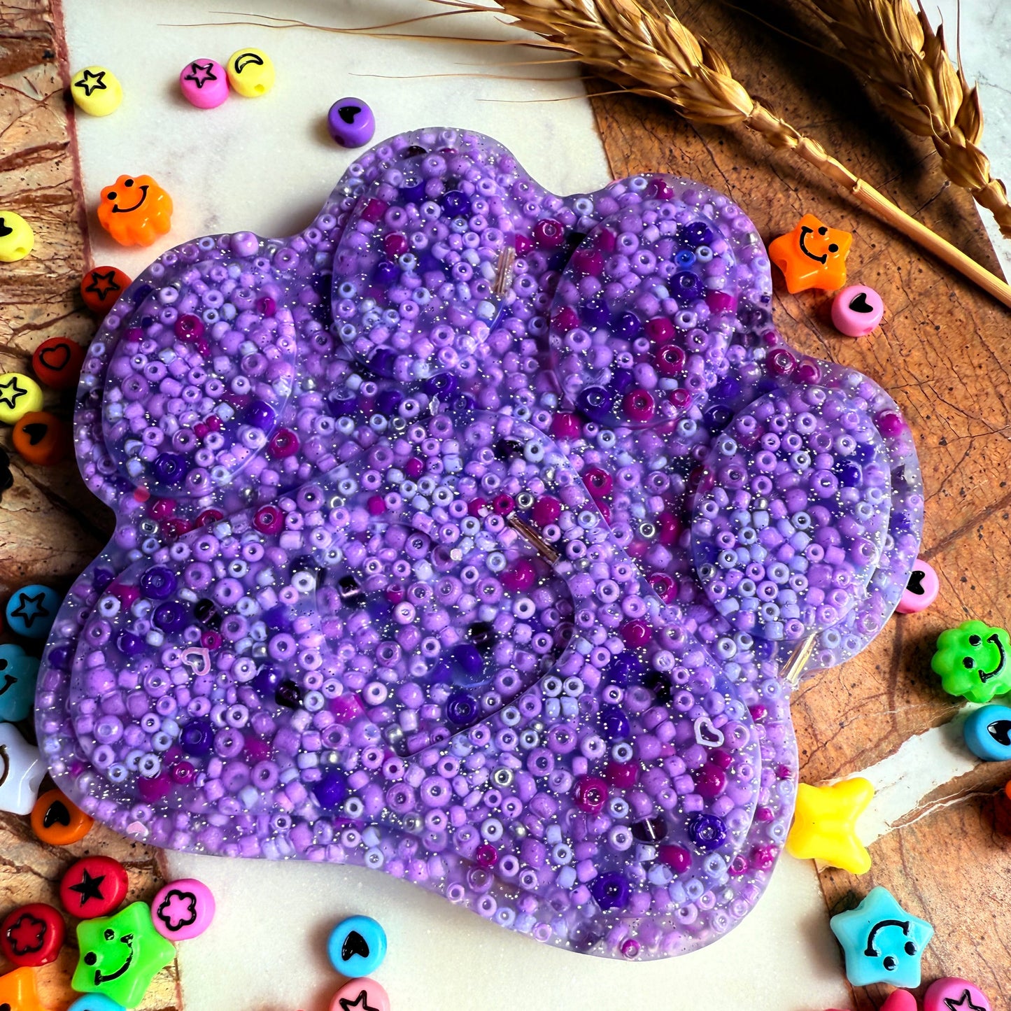 Animal paw shaped picky pad 